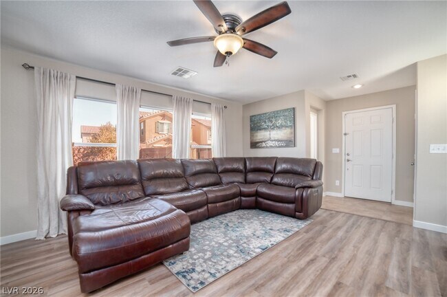 Building Photo - 504 Beckton Park Ave