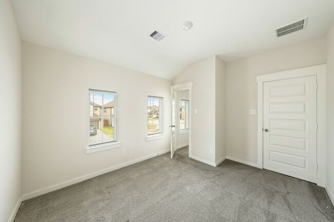Building Photo - 7511 Coral Ter Dr