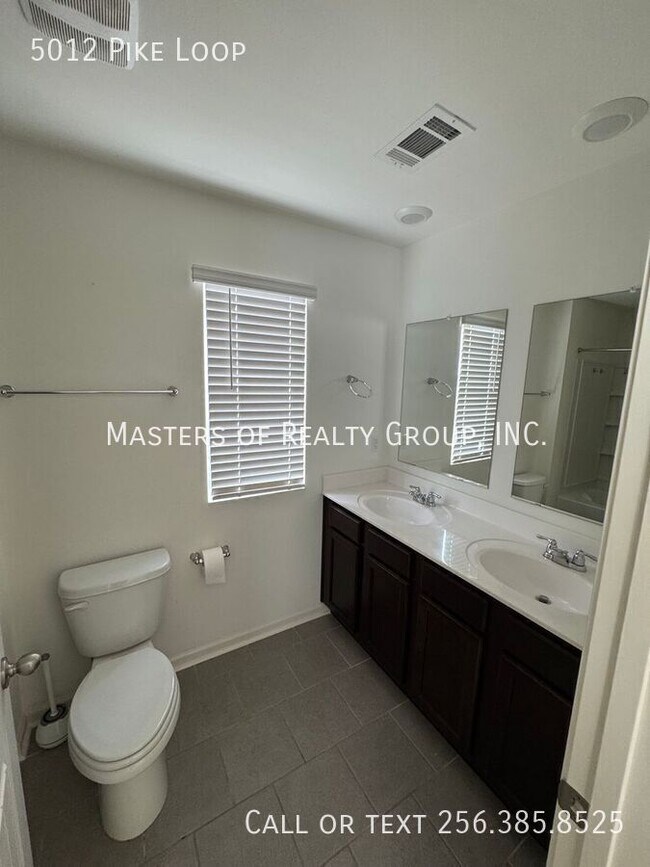 Building Photo - 5012 Pike Lp