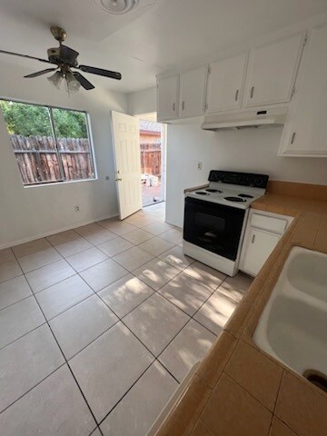 Building Photo - 2616 N Half Moon Dr