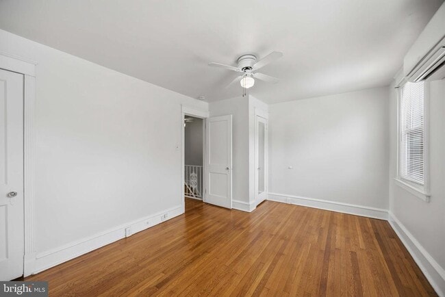 Building Photo - 3323 Tilden St