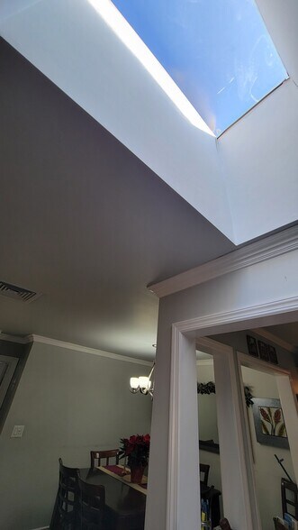 Sky Light - 780 River Rd
