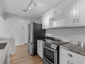 Building Photo - 1302 Marina Bay Dr