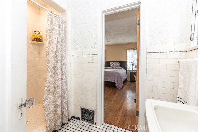 Building Photo - 971 N Citrus Dr