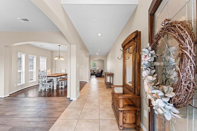 Building Photo - 406 Oak Stream Dr