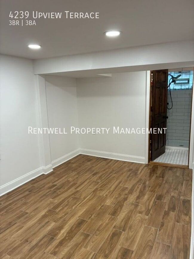 Building Photo - 4239 Upview Ter