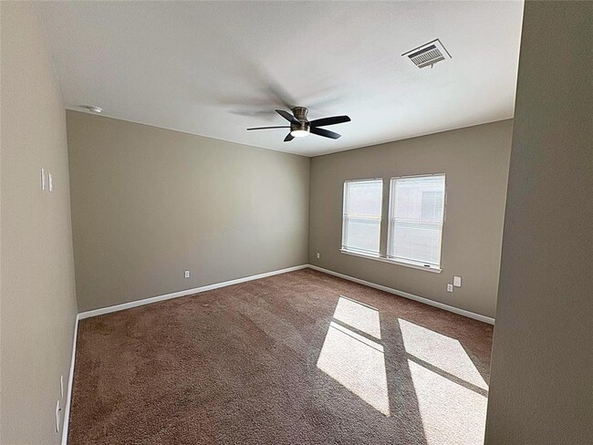 Building Photo - 240 Arabian Colt Dr