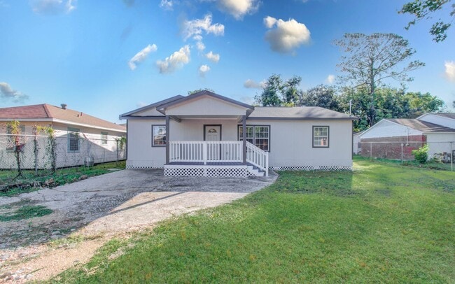 Building Photo - 9414 Lanewood Dr