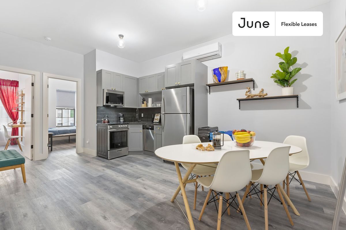 Building Photo - Cute Private ROOM in Flatbush