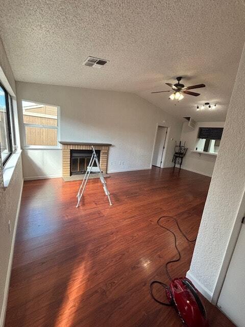 Building Photo - 1200 Lakewood Ave