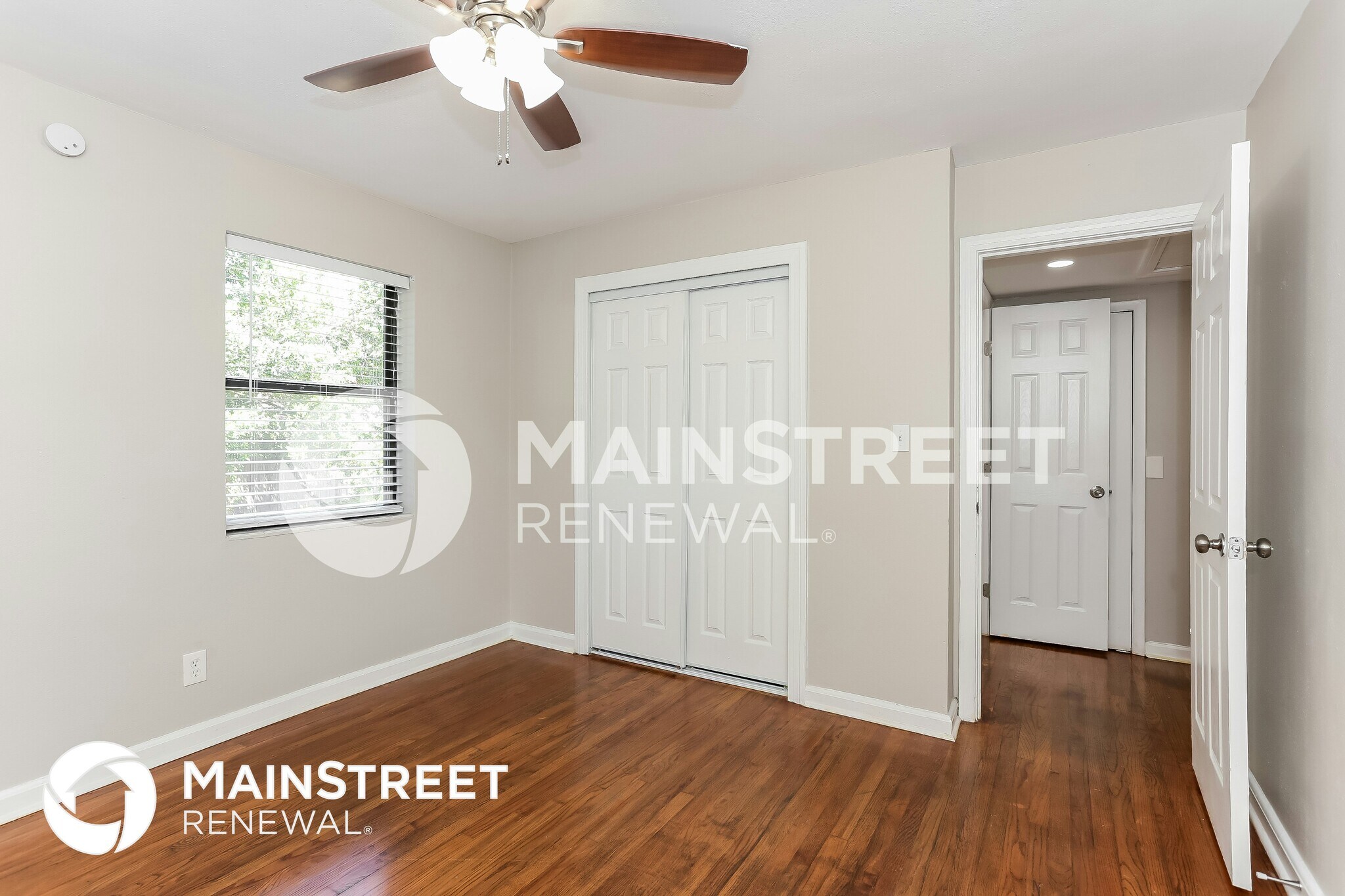 Building Photo - 6215 Pine Cove Ln