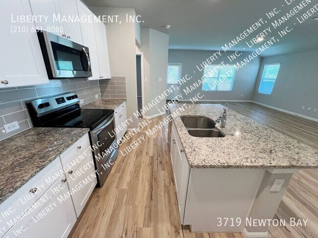 Building Photo - 3719 Newton Bay