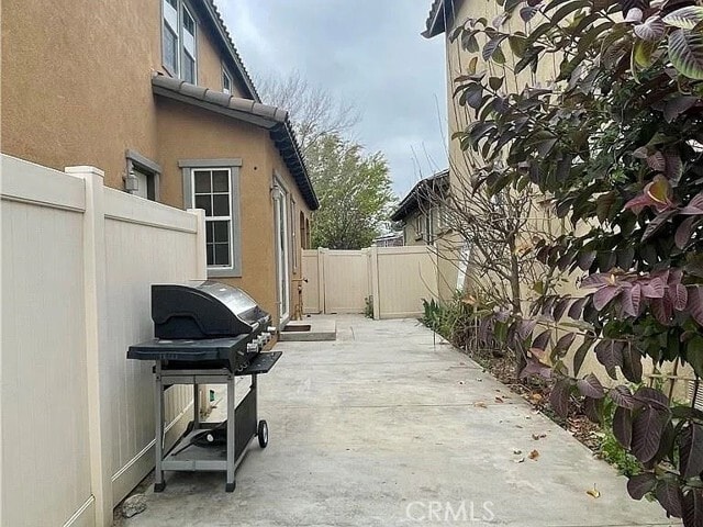 Building Photo - 26380 Fowler Dr
