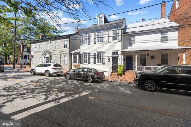 Primary Photo - 159 Conduit St