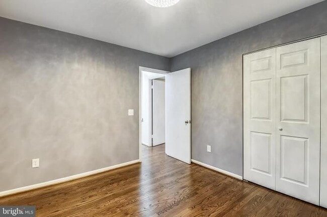 Building Photo - 11825 Coopers Ct