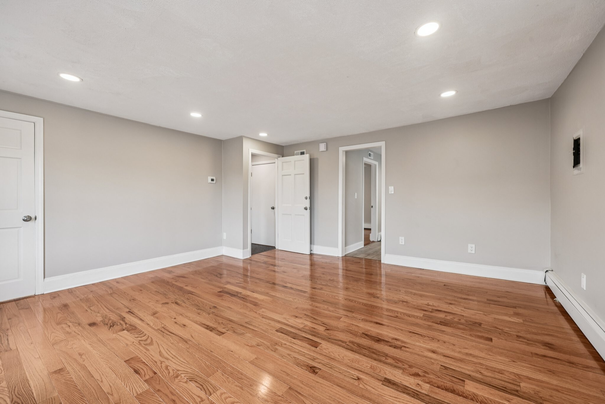 Building Photo - 144 Union St