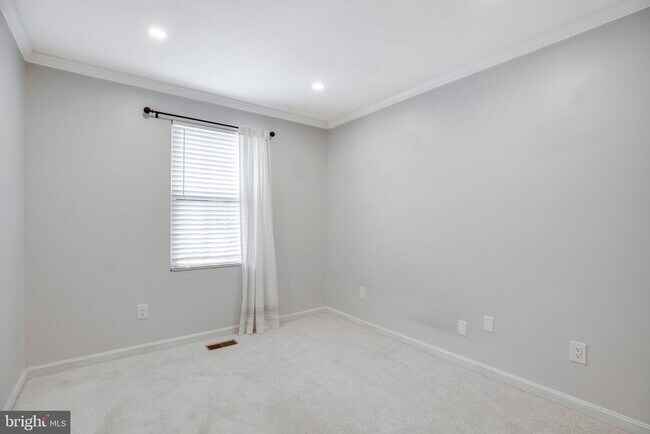 Building Photo - 5610 Gosling Ct