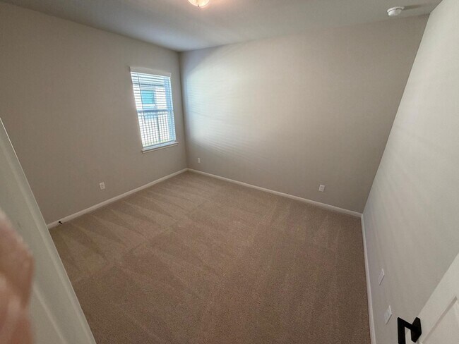 Building Photo - 1468 Sundown Gln Ln