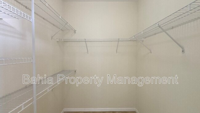 Building Photo - 6159 Metrowest Blvd