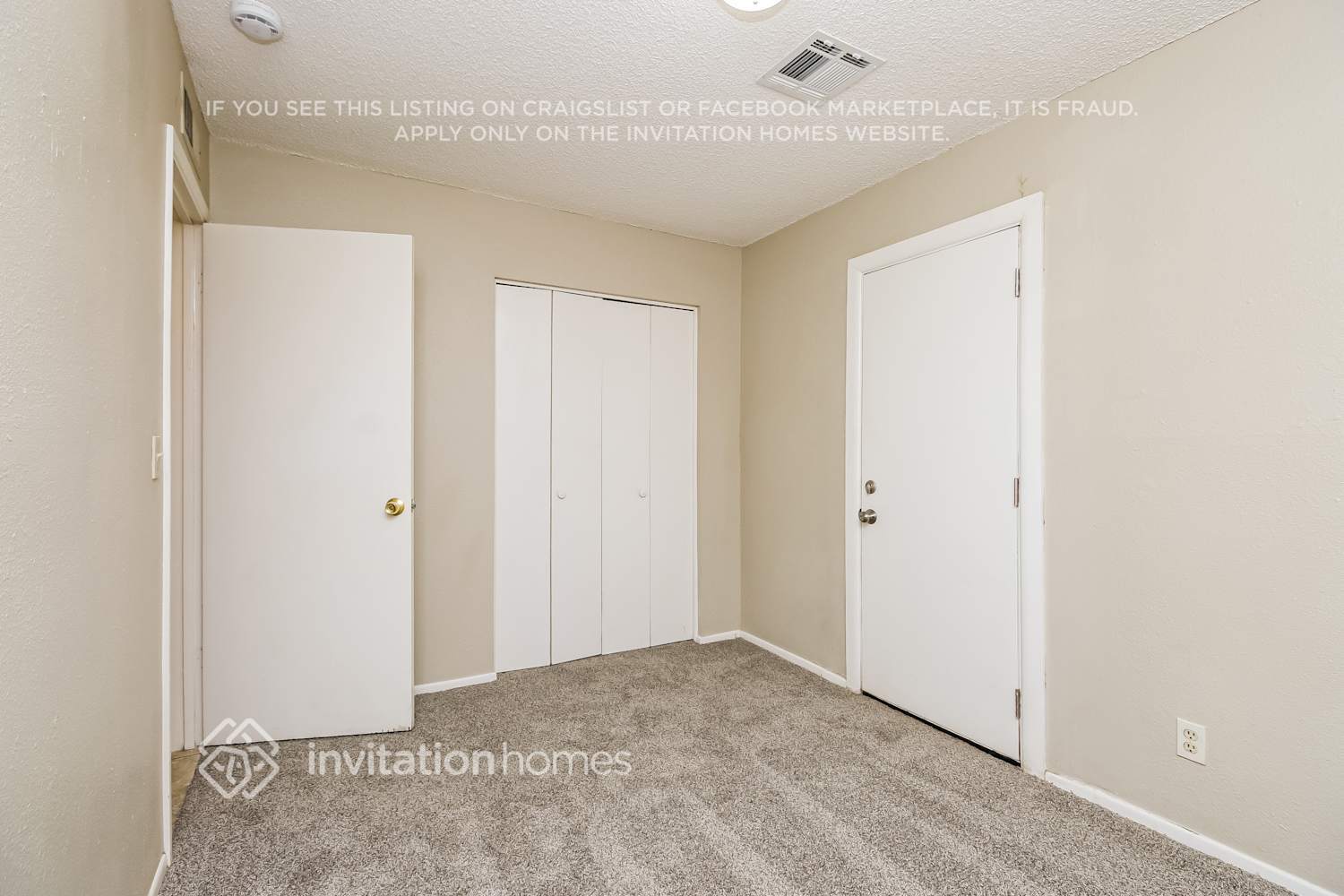 Building Photo - 3526 S Shafer Dr