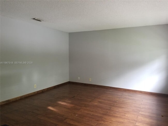 Building Photo - 11450 NW 43rd St