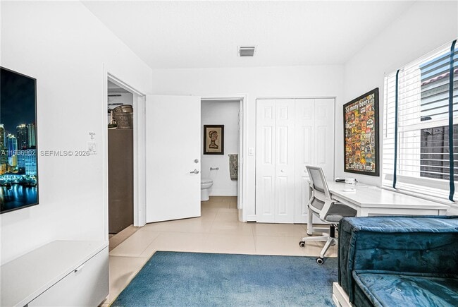 Building Photo - 11304 NW 66th St