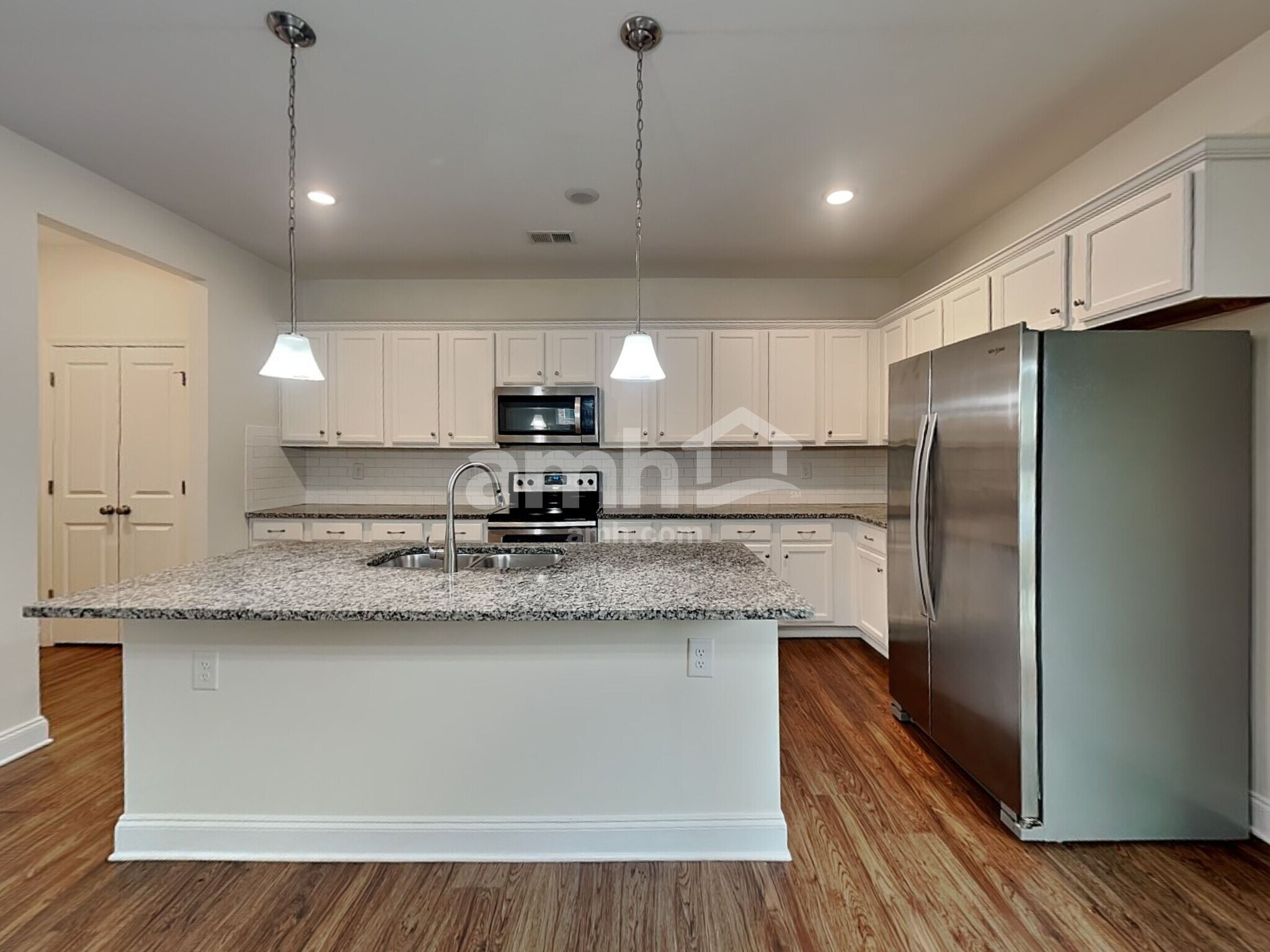 Building Photo - 1882 Weatherbrook Cir