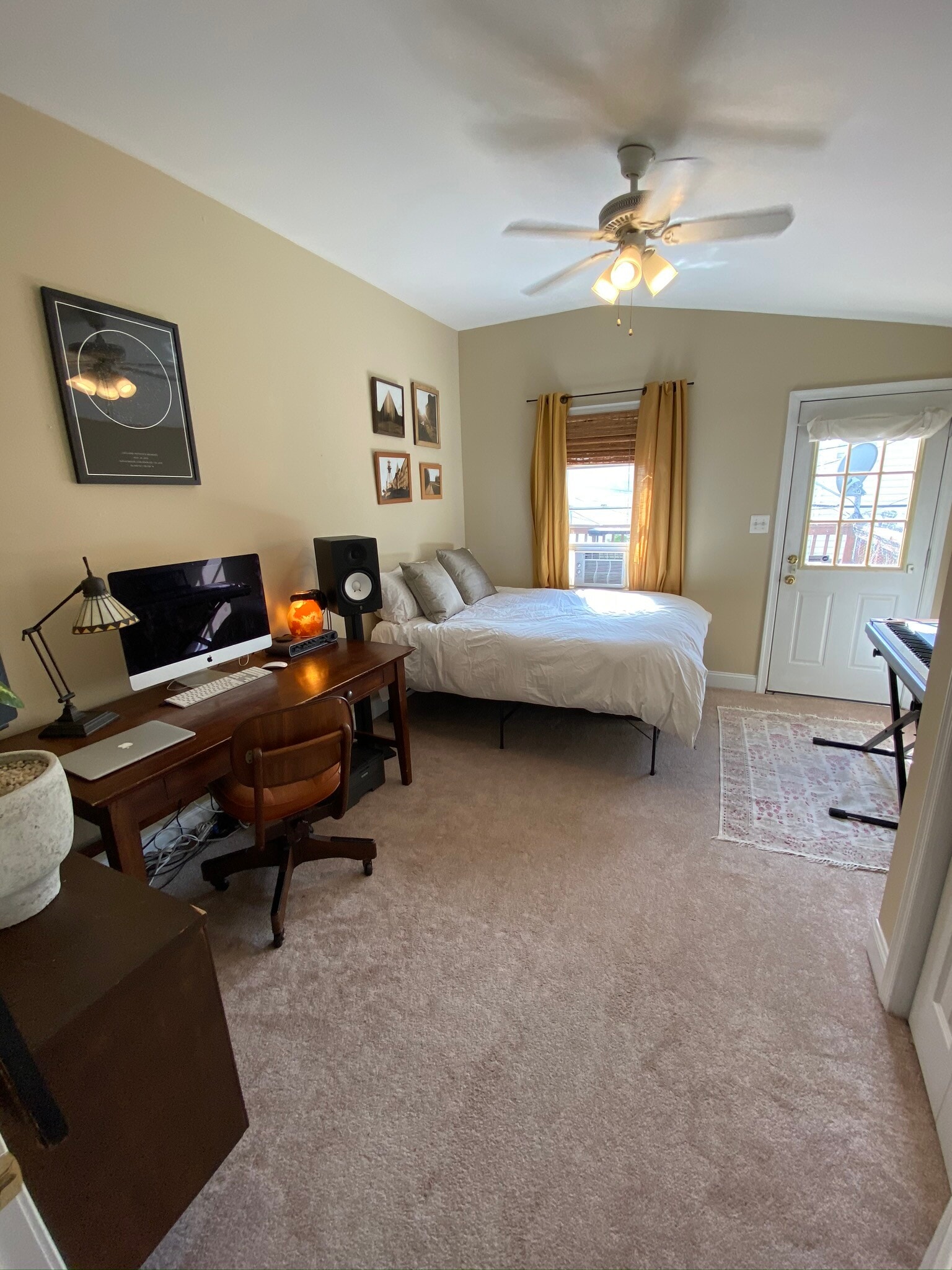 Guest Bedroom with door to deck - 1022 S Bouldin St