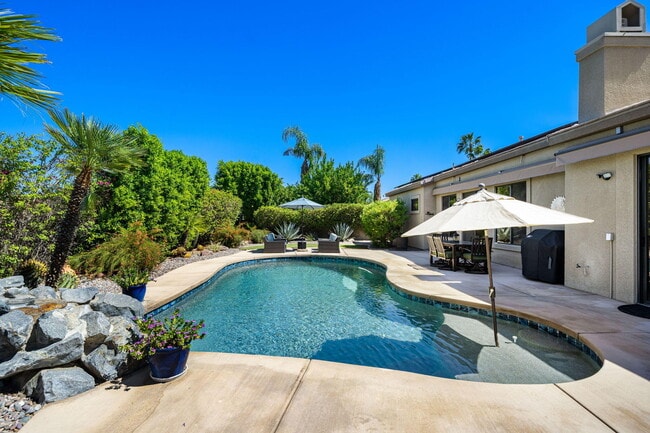 Building Photo - 75840 Sarazen Way