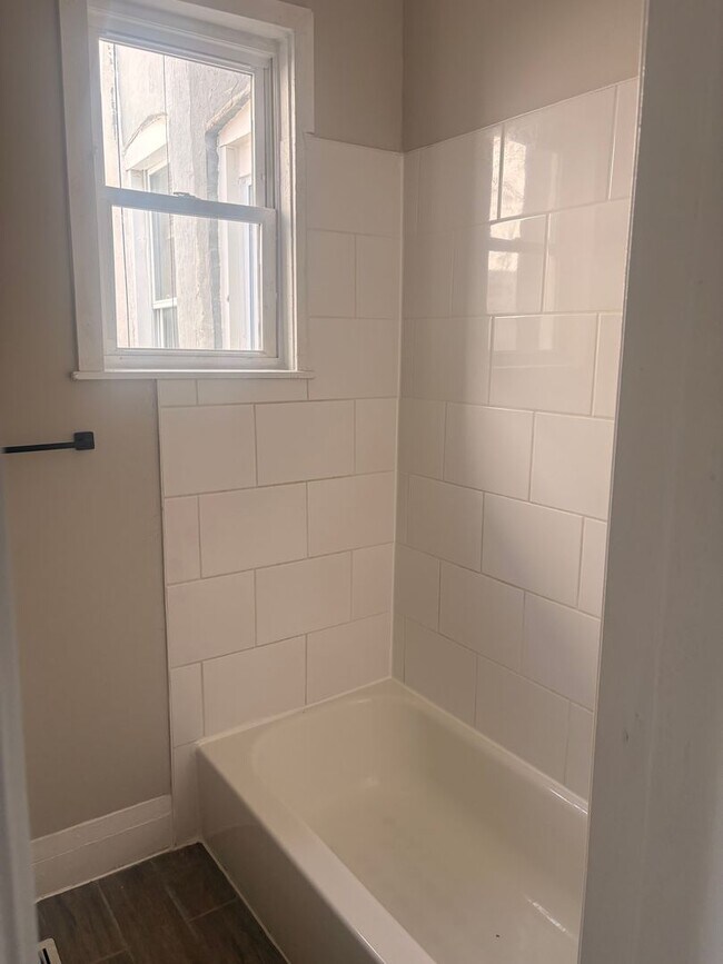 Building Photo - Spacious 3BR Home Near Coppin State – Recently Updated & Ready Now!