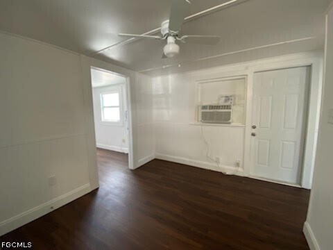 Building Photo - 717 Burdick Ave