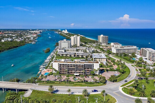 Building Photo - 225 S Beach Rd