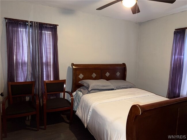 Building Photo - 1616 Walnut Ave