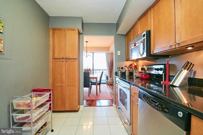 Building Photo - 2230 George C Marshall Dr