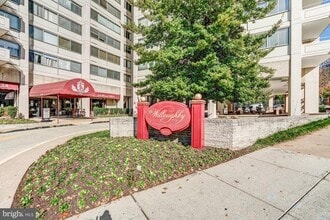 Building Photo - 4515 Willard Ave