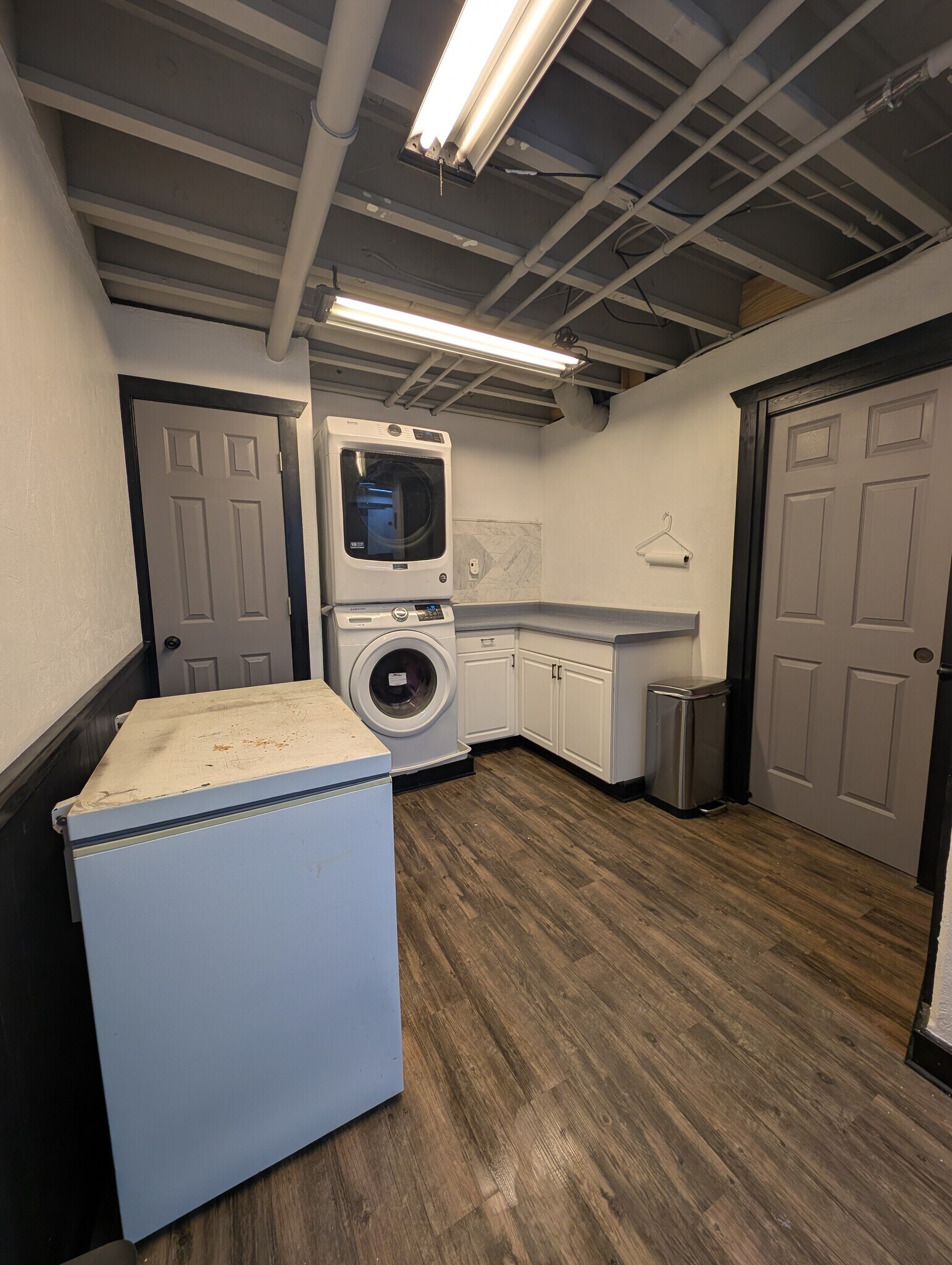 Building Photo - 518 Lexington Dr