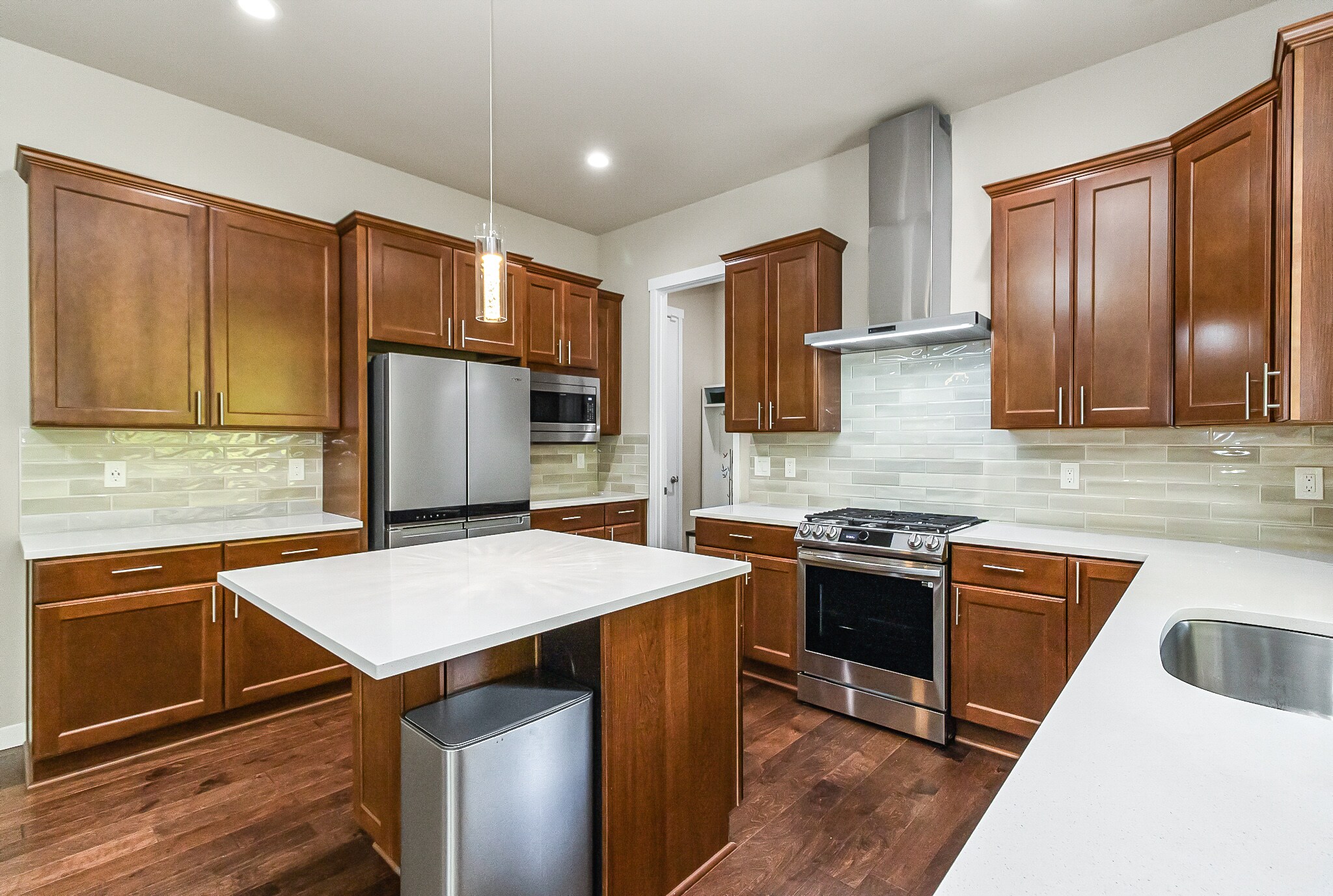 Building Photo - 15312 NE Woodland Pl