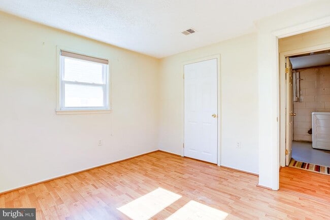Building Photo - 13714 Gran Deur Dr