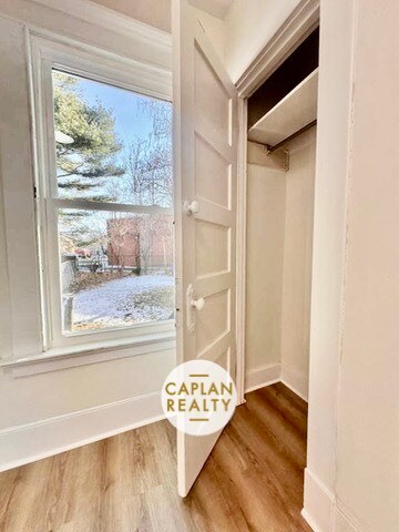 Building Photo - 104 Webster St