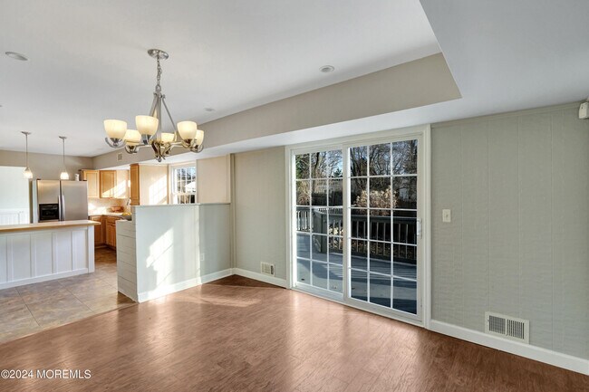 Building Photo - 22 Brookside Ct