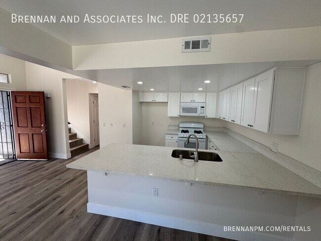 Building Photo - 1130 Sumner Ave