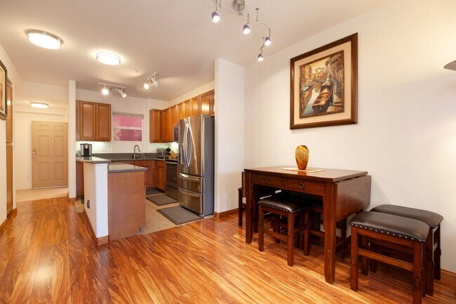 Building Photo - Furnished 2 bedroom with flex office space near Convention Center Downtown!