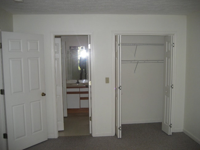 Building Photo - 612 Higate Rd