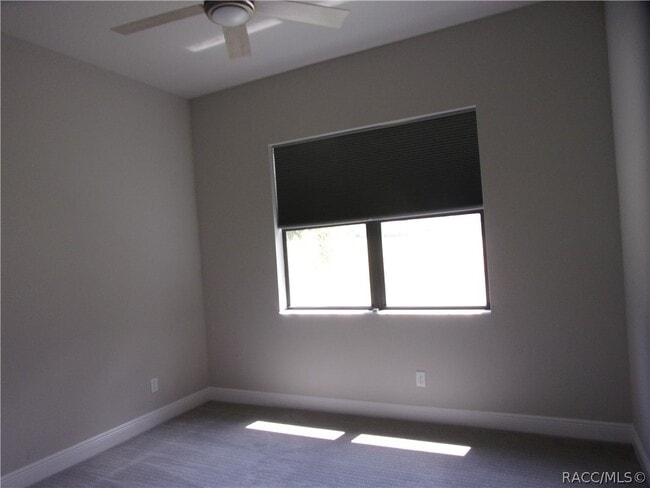 Building Photo - 248 E Cumberland Ct