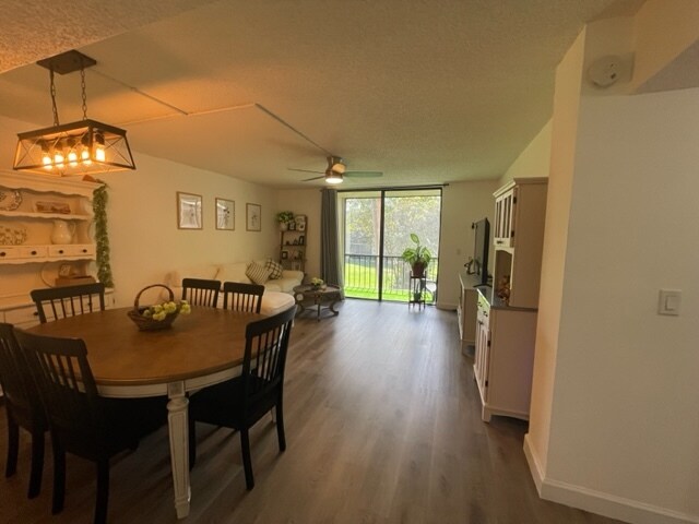 Building Photo - 5160 Las Verdes Cir