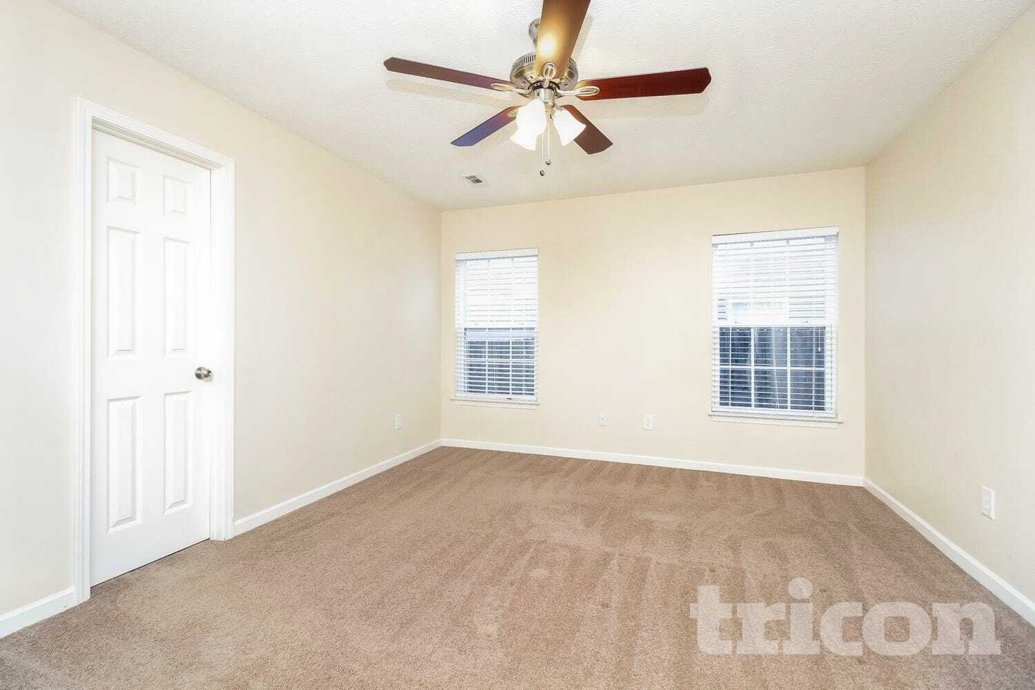 Building Photo - 3001 Deer Trail Dr