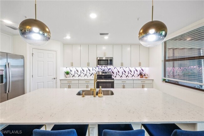 Building Photo - 2373 Anguilla Dr