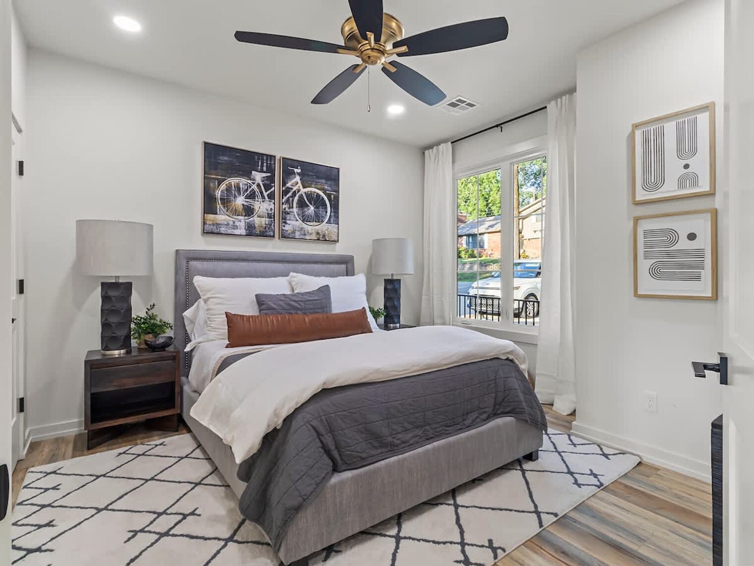 Building Photo - 2104 Almand Dr