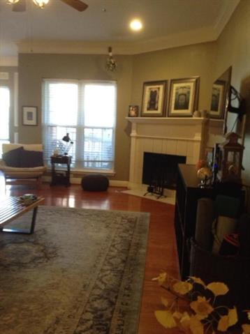 Building Photo - 5407 Bryan St