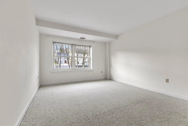 Building Photo - 1 Watermill Pl